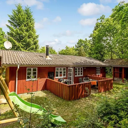 Ferienhaus Pet Friendly In With Kitchen *
