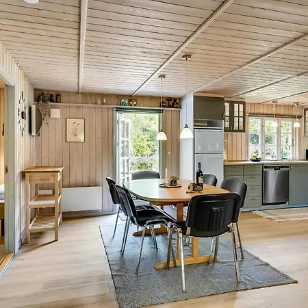 Ferienhaus Pet Friendly In With Kitchen Ansager